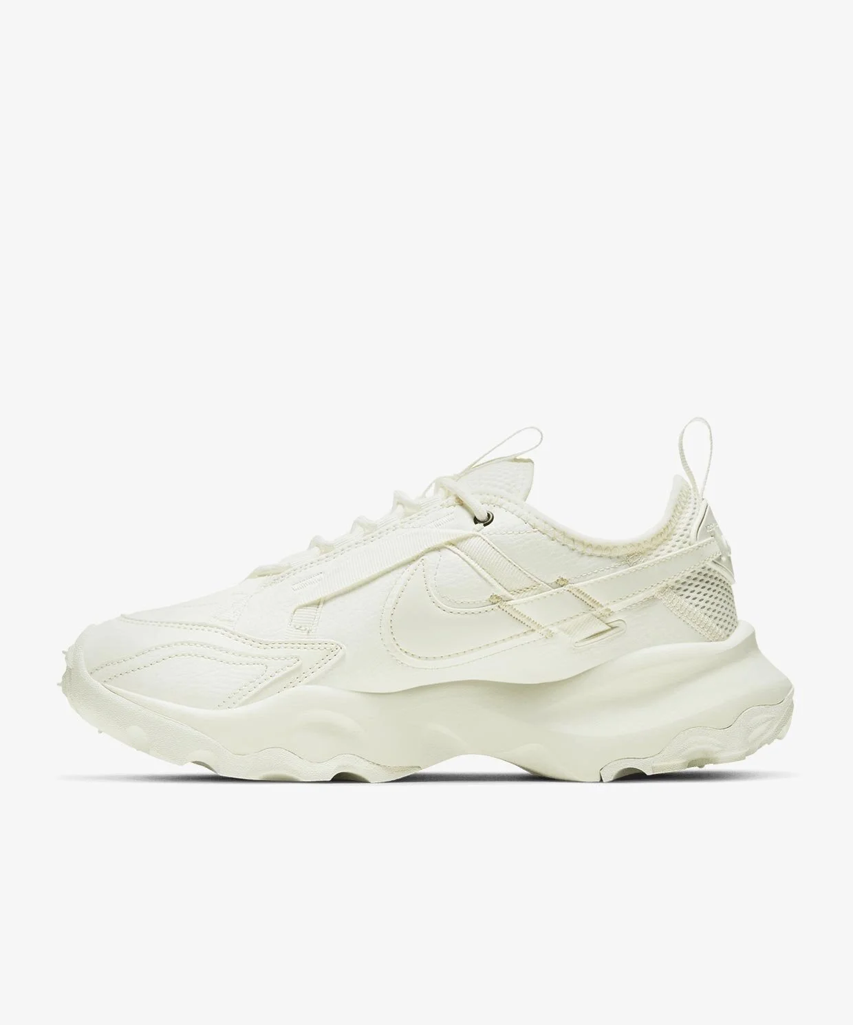0131323_nike-w-tc-7900-dd9682-100.webp Nike W Tc 7900 - Image 1